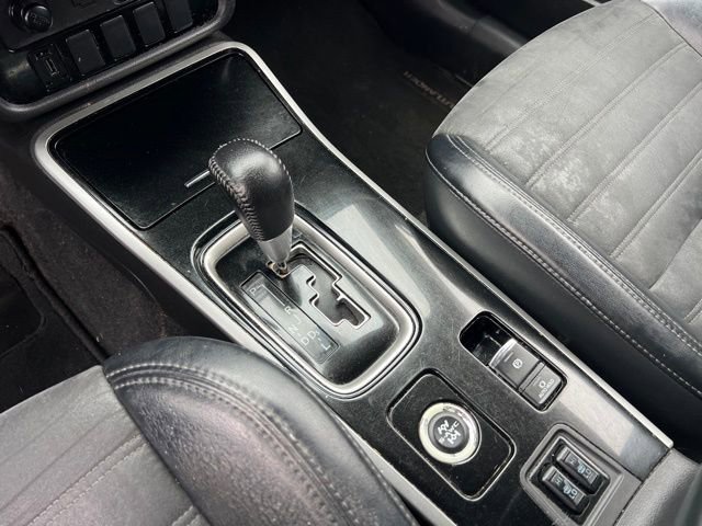 Used 2019 Mitsubishi Outlander AWD image 19