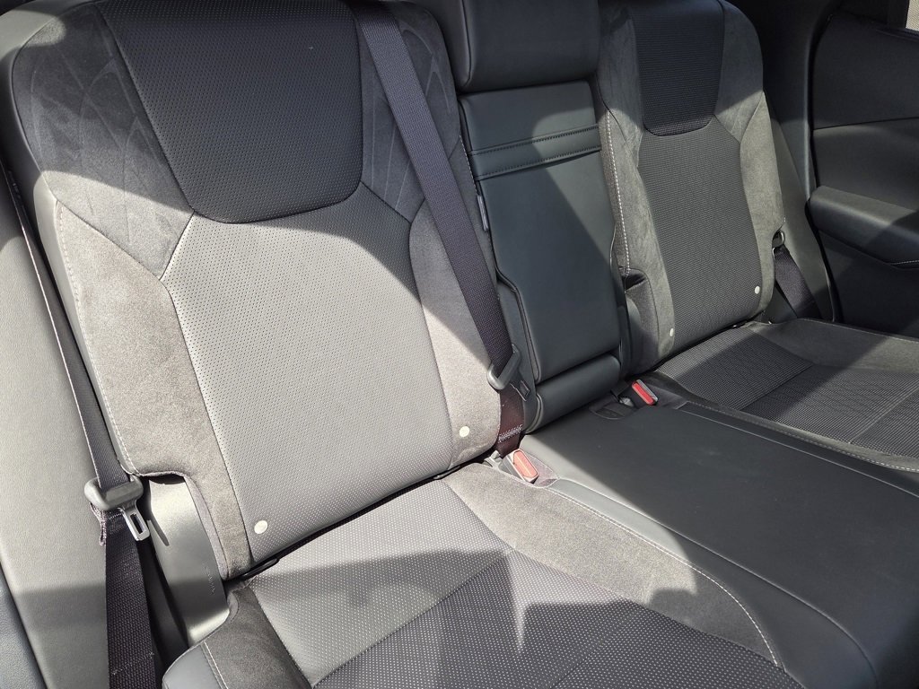 New 2026 Lexus RX 450h AWD image 5