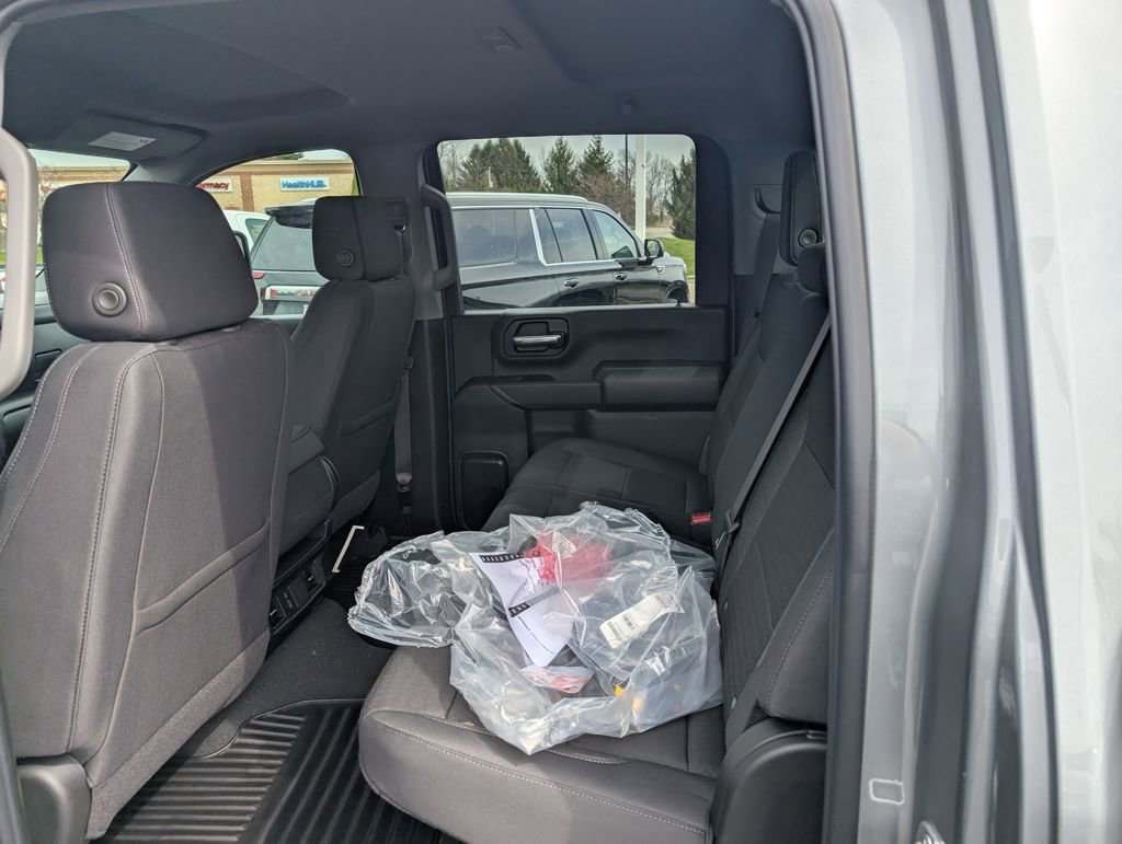 New 2026 Chevrolet Silverado 2500 Custom w/ Custom Value Package image 10