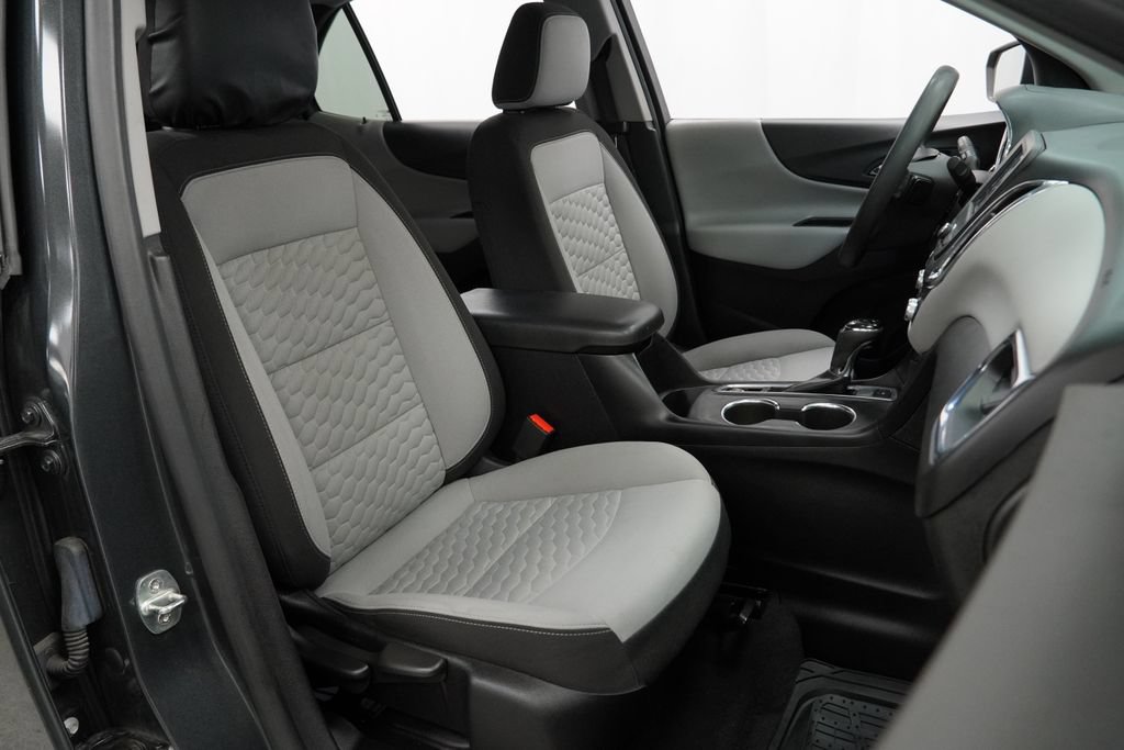 Used 2021 Chevrolet Equinox LS w/ LS Convenience Package AWD/4WD image 28