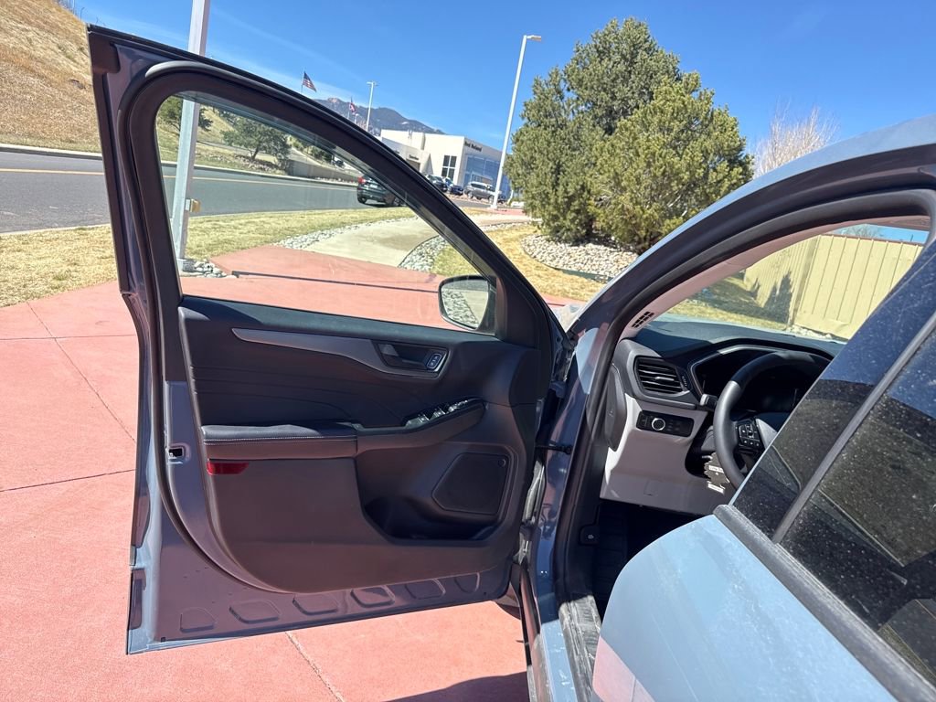 Certified 2024 Ford Escape Active image 10