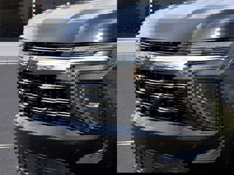 New 2026 Chevrolet Suburban LT w/ Comfort Package image 13