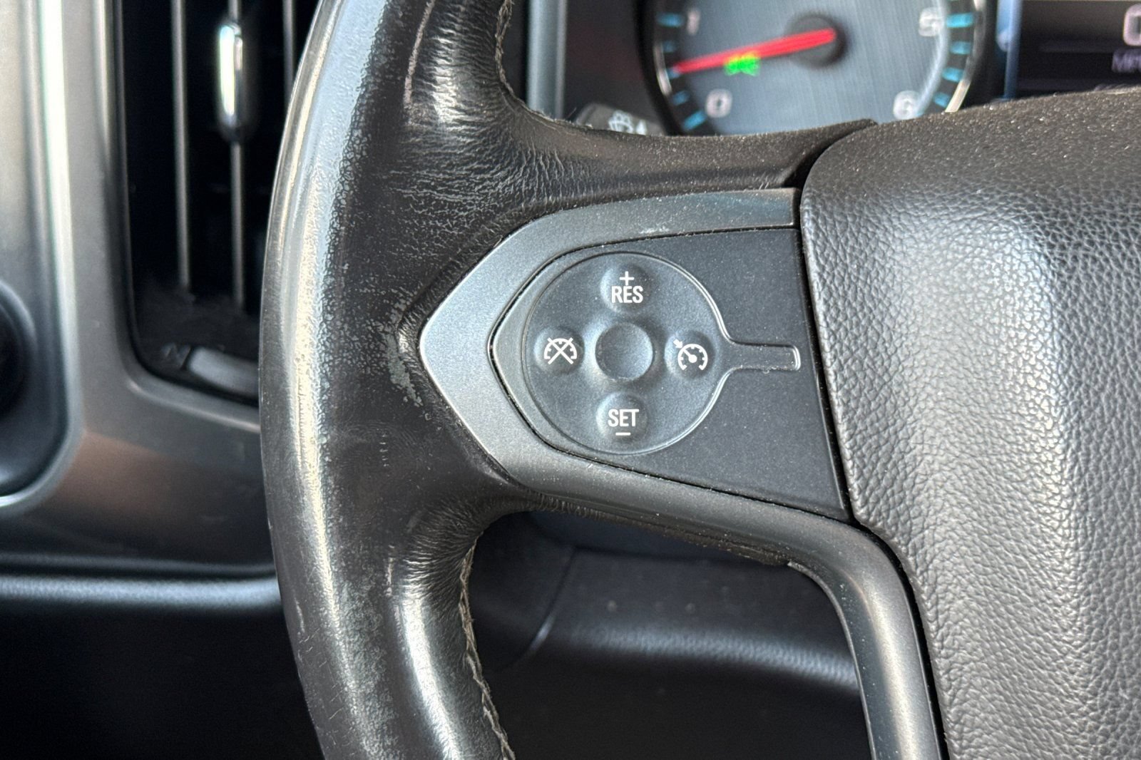 Used 2017 Chevrolet Silverado 3500 LT AWD/4WD image 32