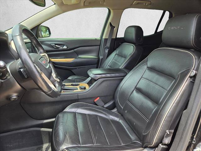Used 2017 GMC Acadia Denali AWD/4WD image 16