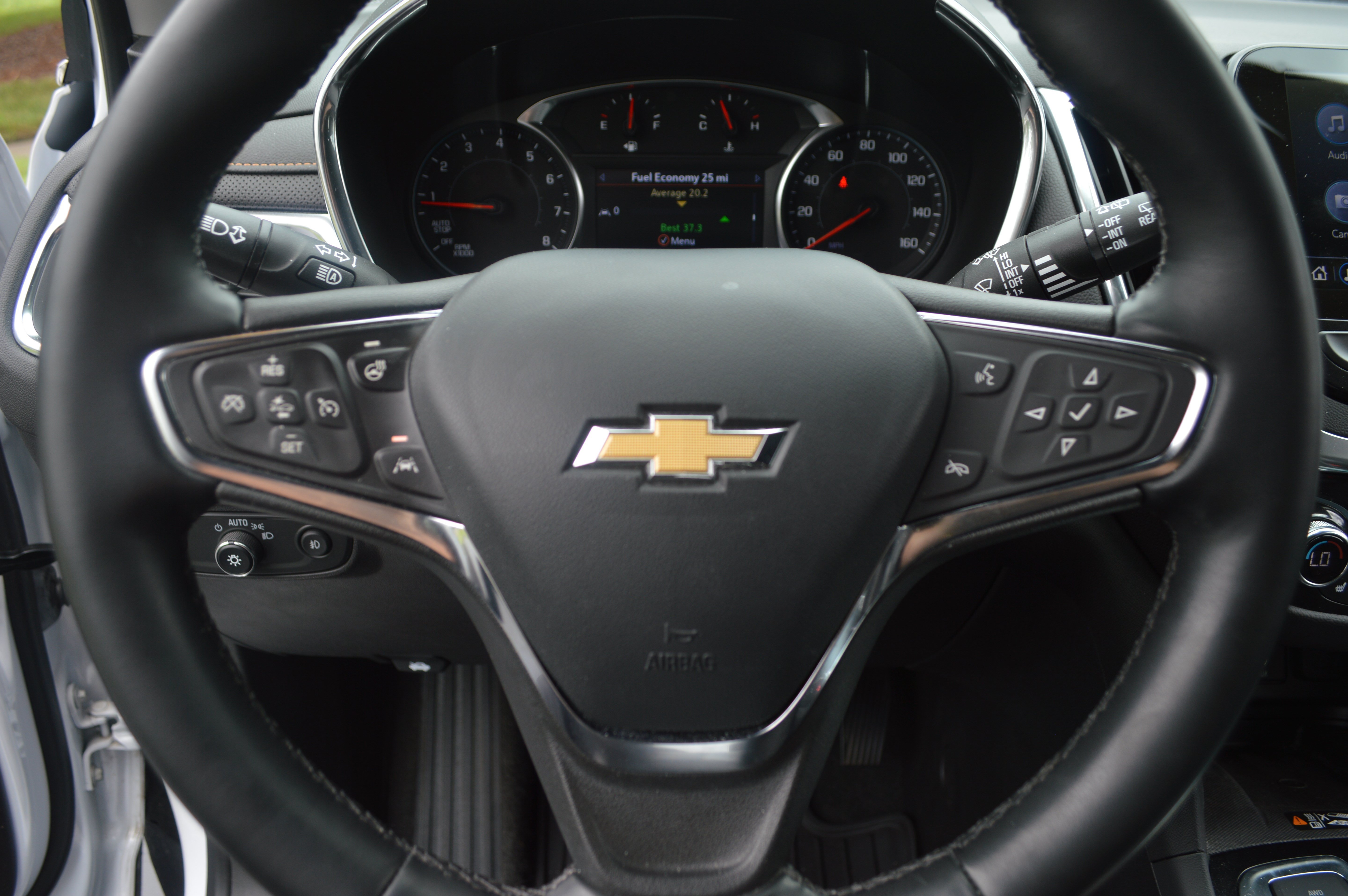 Used 2024 Chevrolet Equinox Premier AWD/4WD image 14