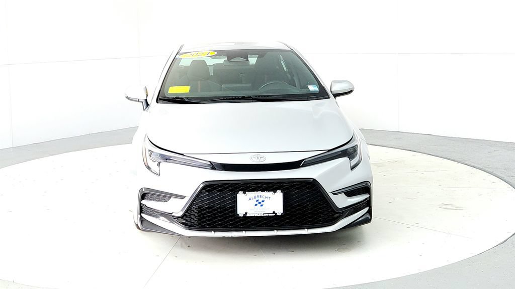 Certified 2024 Toyota Corolla SE FWD image 8