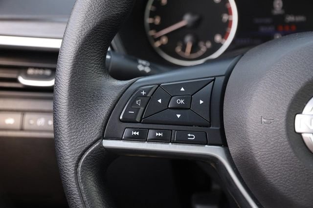 Certified 2025 Nissan Altima 2.5 SV FWD image 11