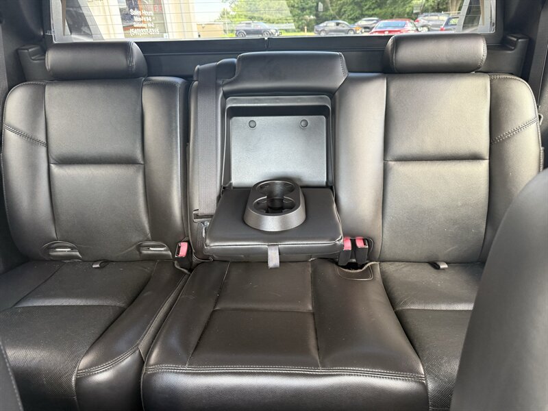 Used 2009 Chevrolet Avalanche LTZ AWD/4WD image 31