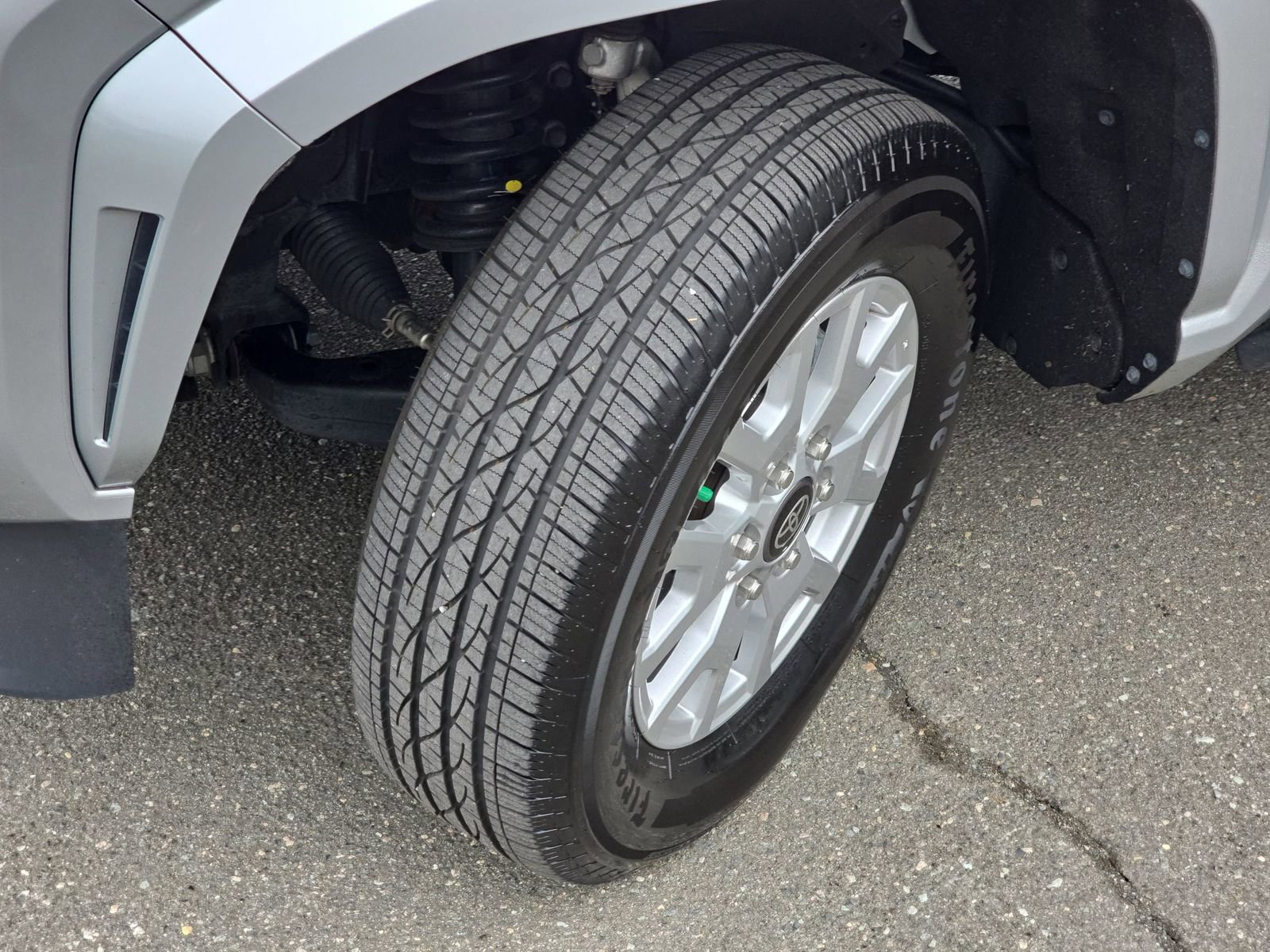 Used 2024 Toyota Tacoma SR5 image 39