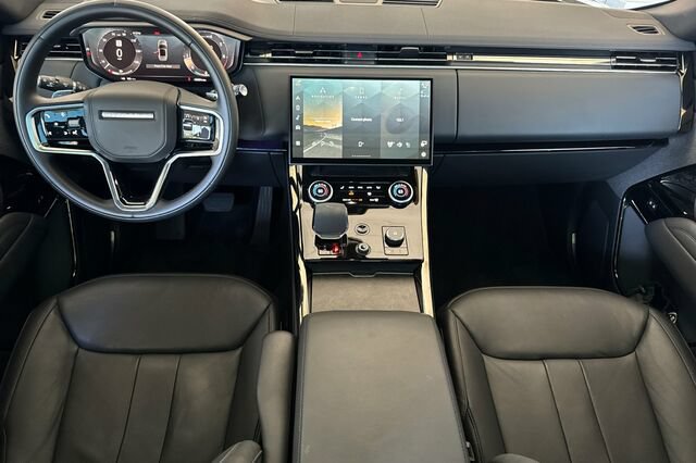 Used 2023 Land Rover Range Rover Sport SE AWD/4WD image 13