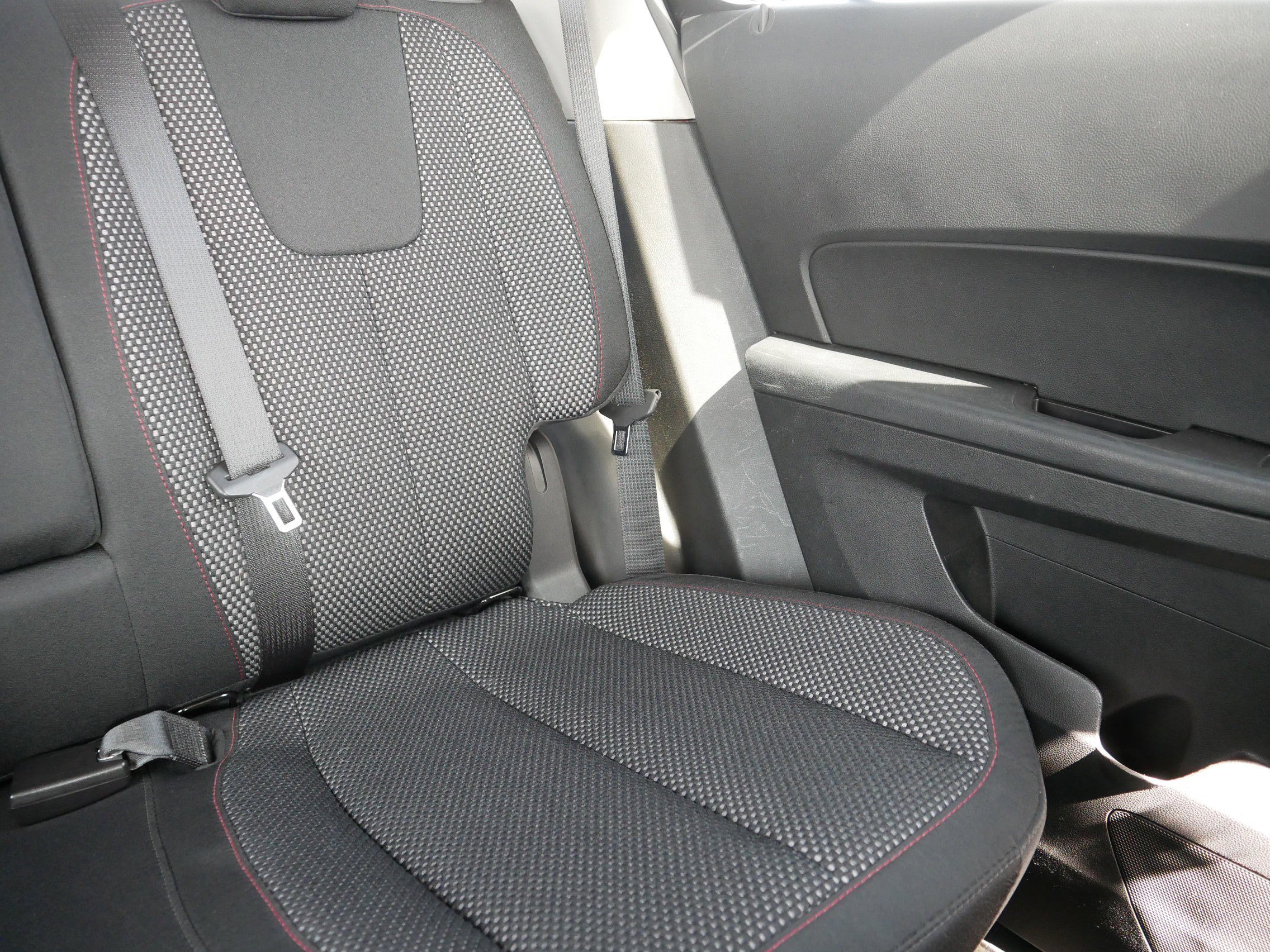 Used 2017 Chevrolet Equinox LT w/ Convenience Package image 14