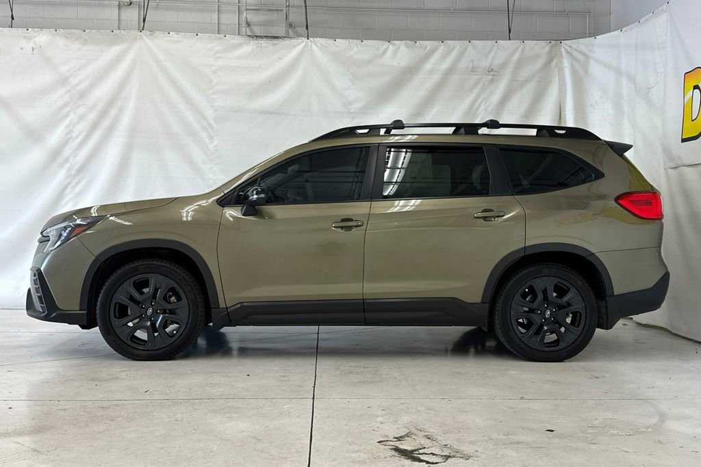 Used 2023 Subaru Ascent Onyx Edition AWD/4WD image 7