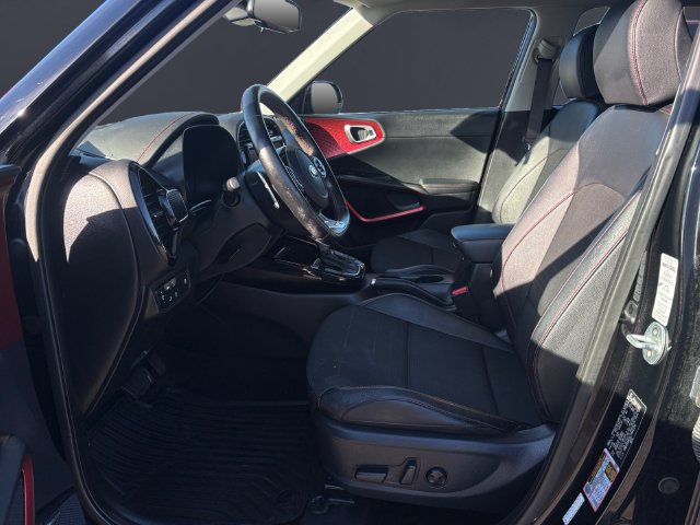 Used 2020 Kia Soul GT-Line Turbo FWD image 9