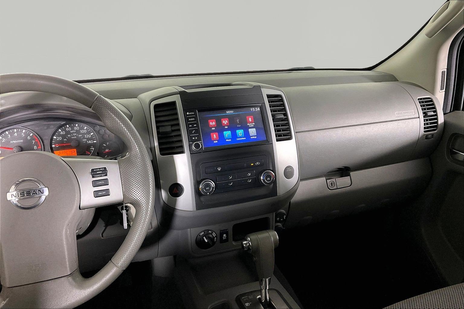 Used 2019 Nissan Frontier SV AWD/4WD image 11