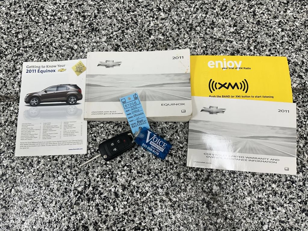 Used 2011 Chevrolet Equinox LT w/ Driver Convenience Package AWD/4WD image 18