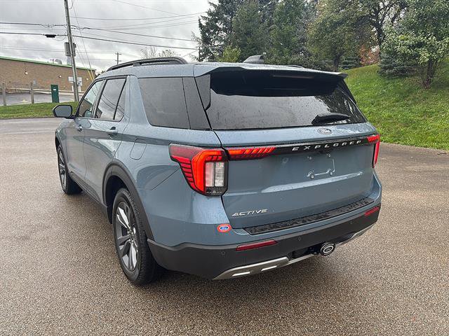 New 2027 Ford Explorer Active w/ Active Comfort Package AWD/4WD image 2