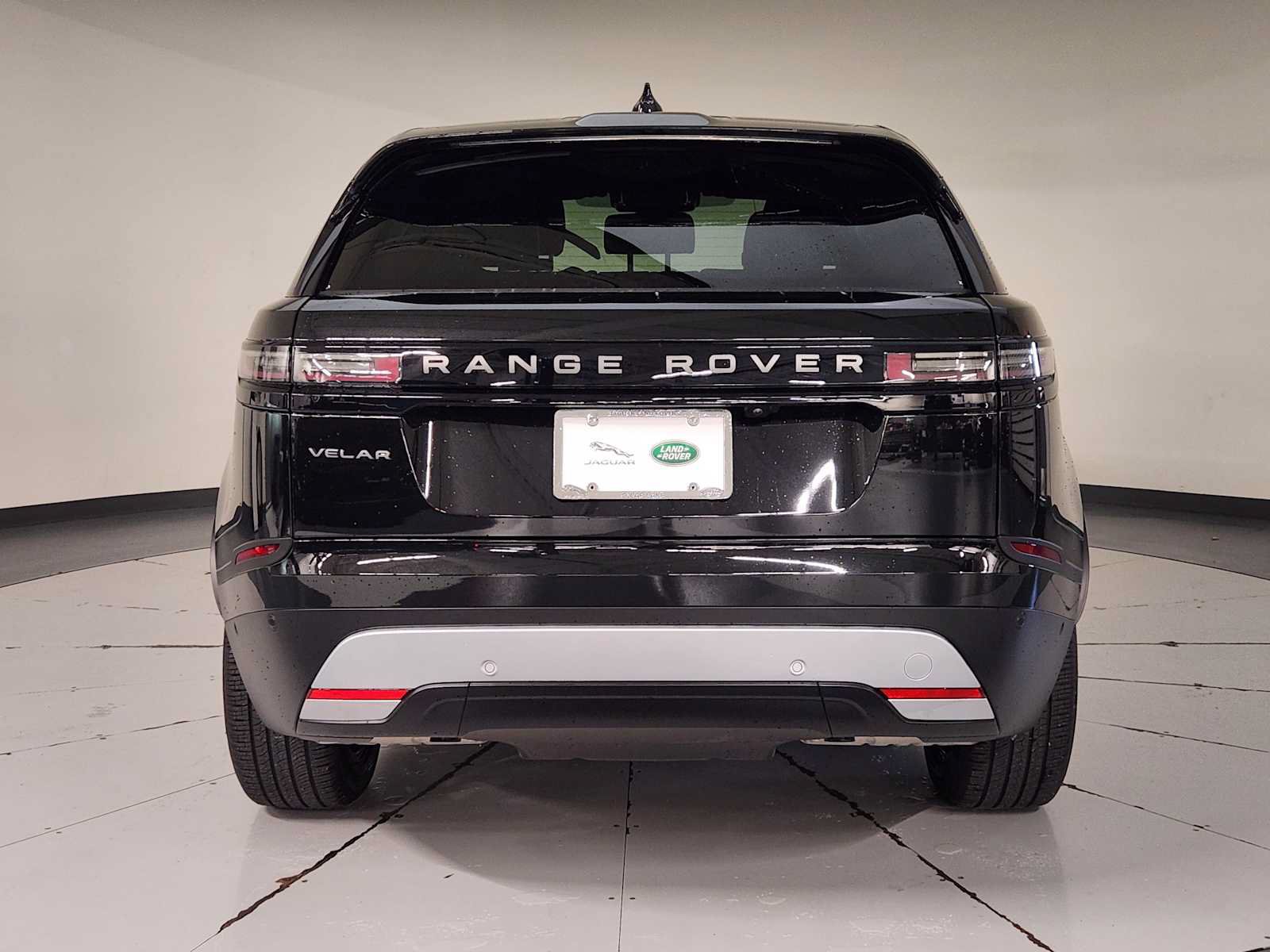 Used 2026 Land Rover Range Rover Velar S AWD/4WD image 10