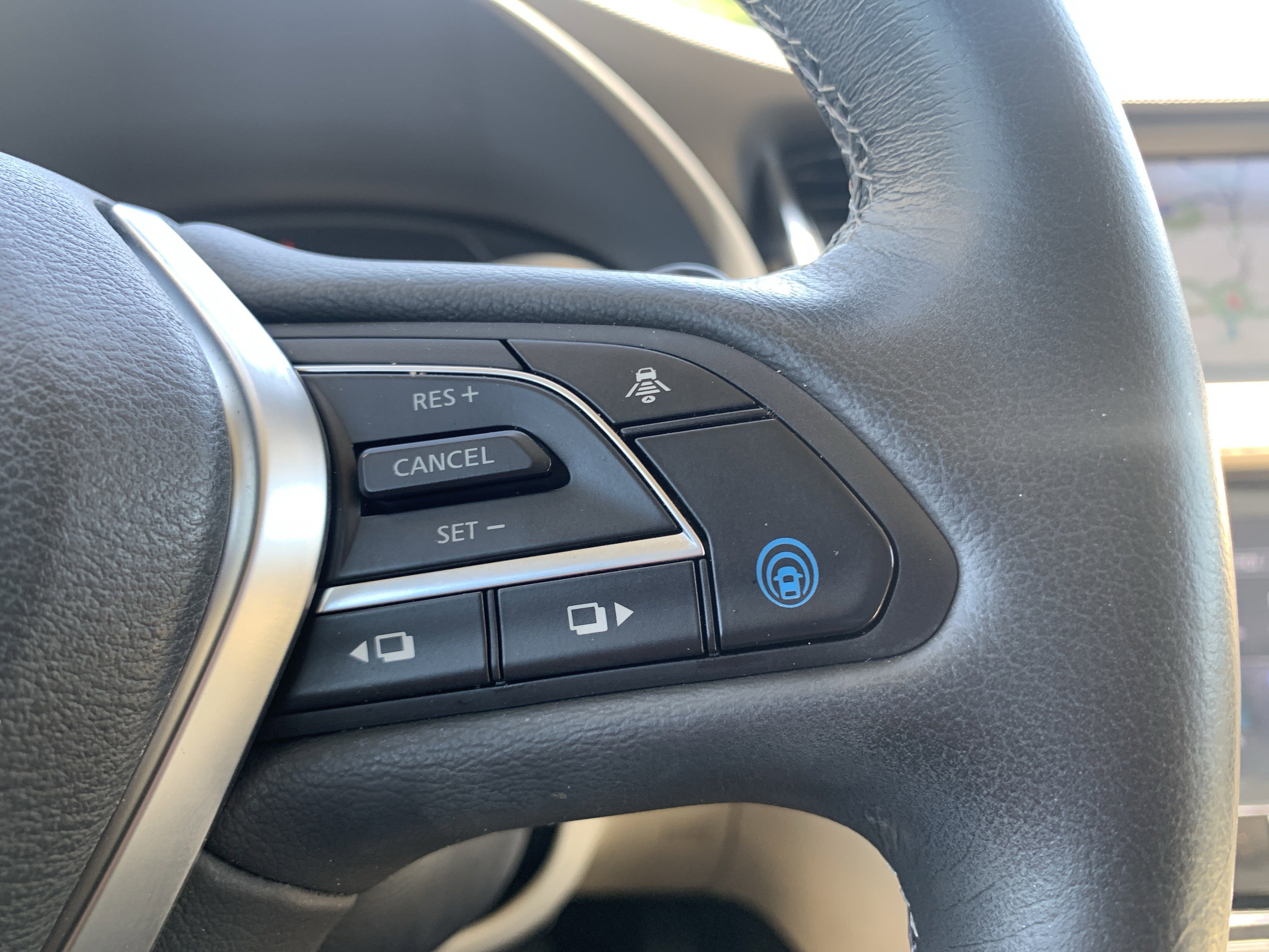 Used 2022 INFINITI QX50 Sensory w/ Cargo Package image 20