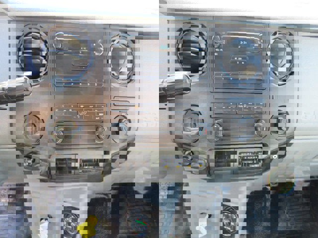 Used 2019 Ford F750 2WD Crew Cab Super Duty image 14