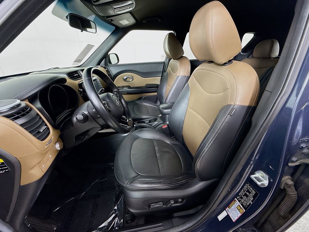 Used 2016 Kia Soul + w/ Audio Package image 26