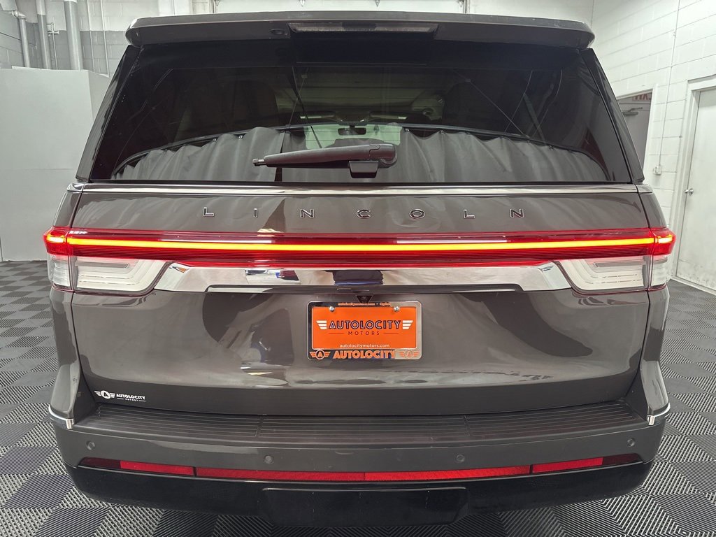 Used 2023 Lincoln Navigator Black Label image 8