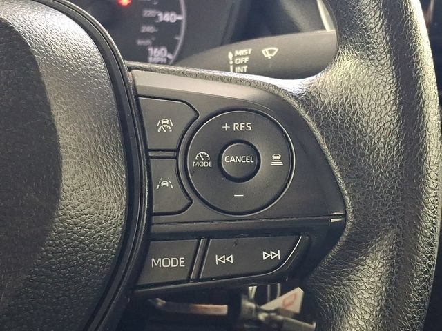Used 2025 Toyota Corolla LE FWD image 25