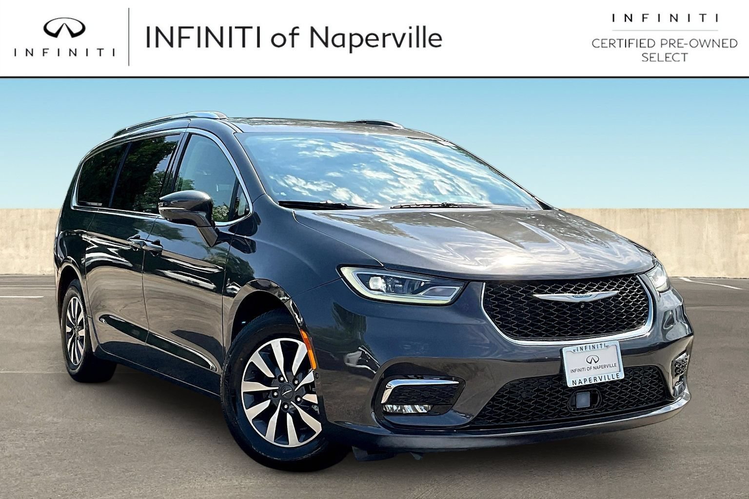 Used 2021 Chrysler Pacifica Touring-L