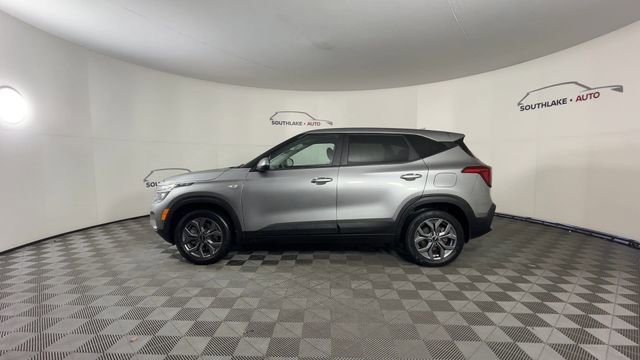 Certified 2024 Kia Seltos LX image 5