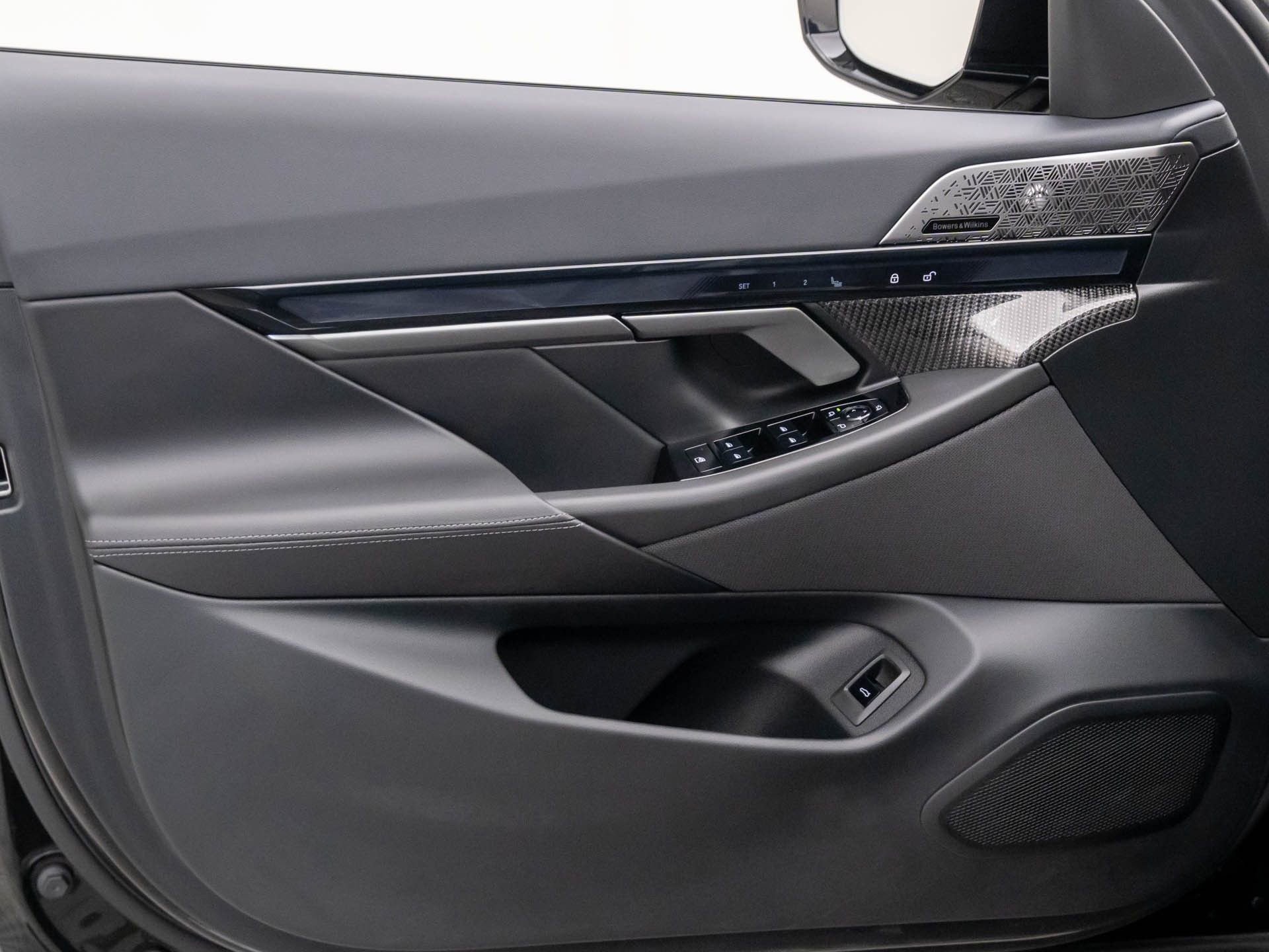 Used 2026 BMW M5 Touring image 14