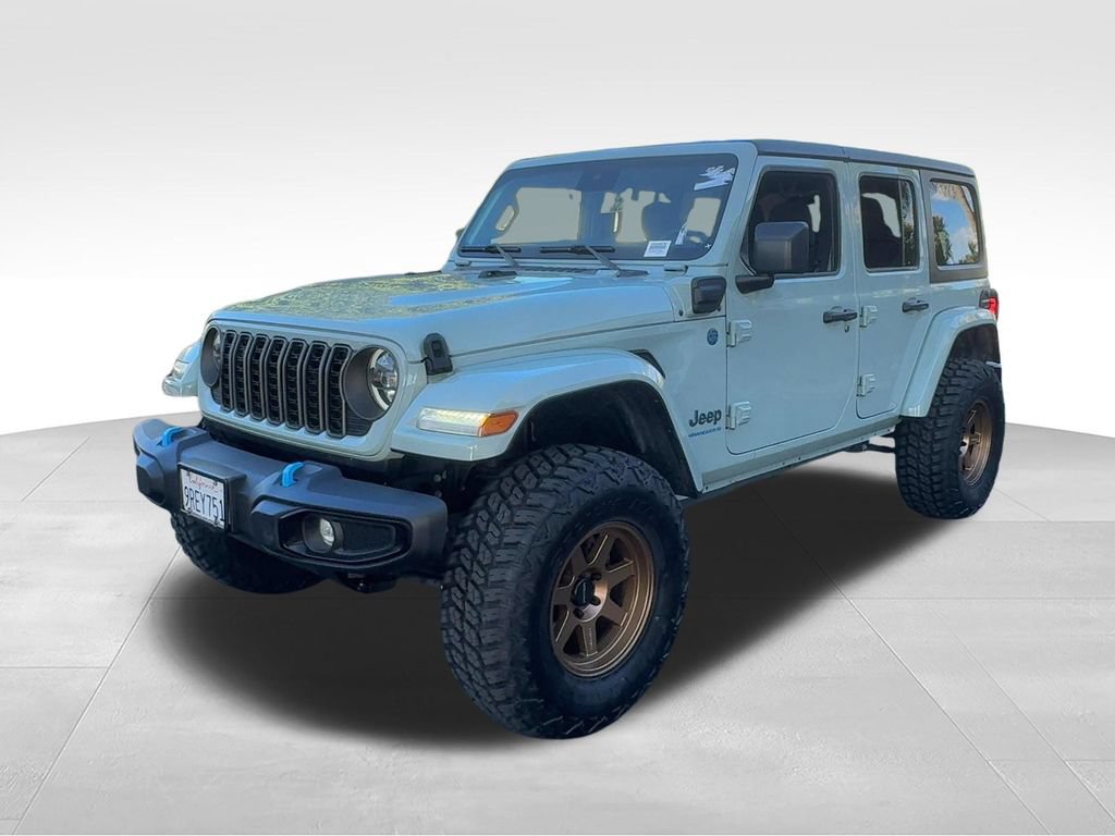 Used 2024 Jeep Wrangler Unlimited w/ LED Headlamp & Fog Lamp Group
