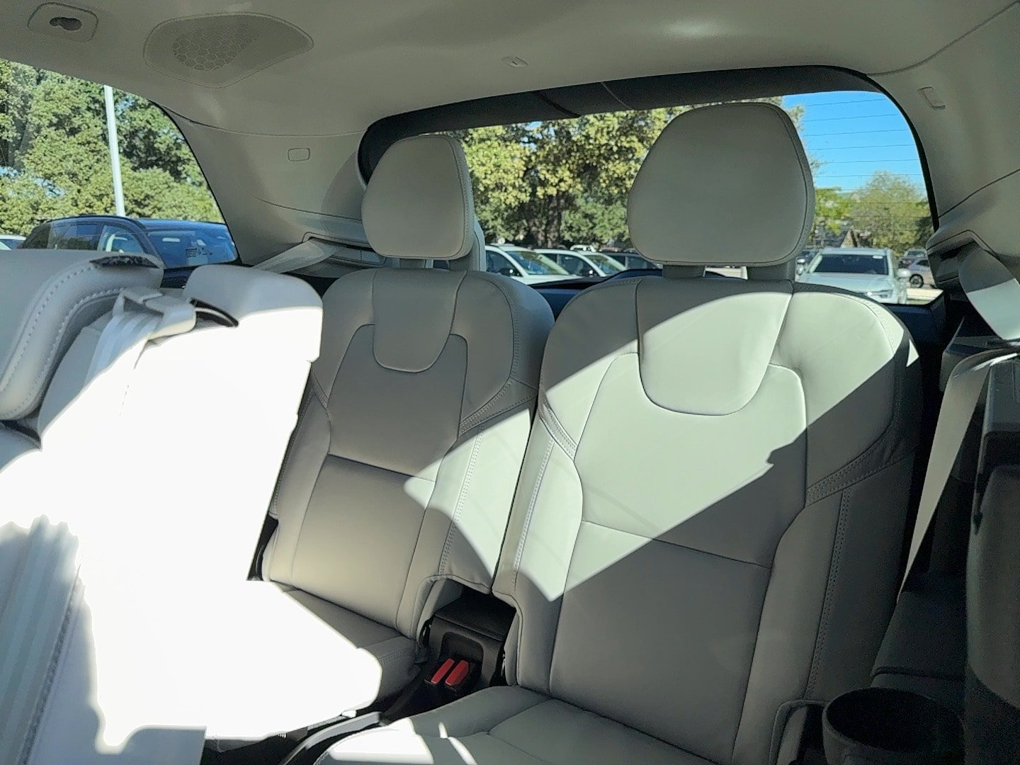 Used 2026 Volvo XC90 B6 Ultra w/ Protection Package AWD/4WD image 16