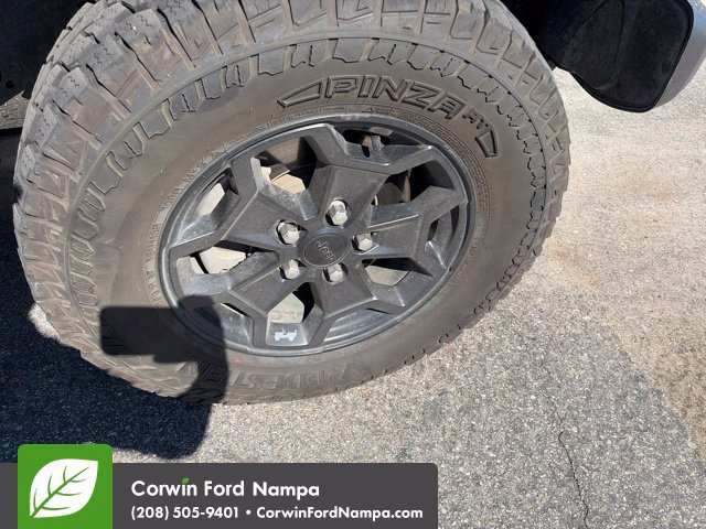 Used 2023 Jeep Gladiator Sport AWD/4WD image 6