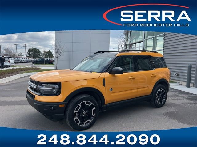Used 2023 Ford Bronco Sport Outer Banks w/ Tech Package AWD/4WD image 1