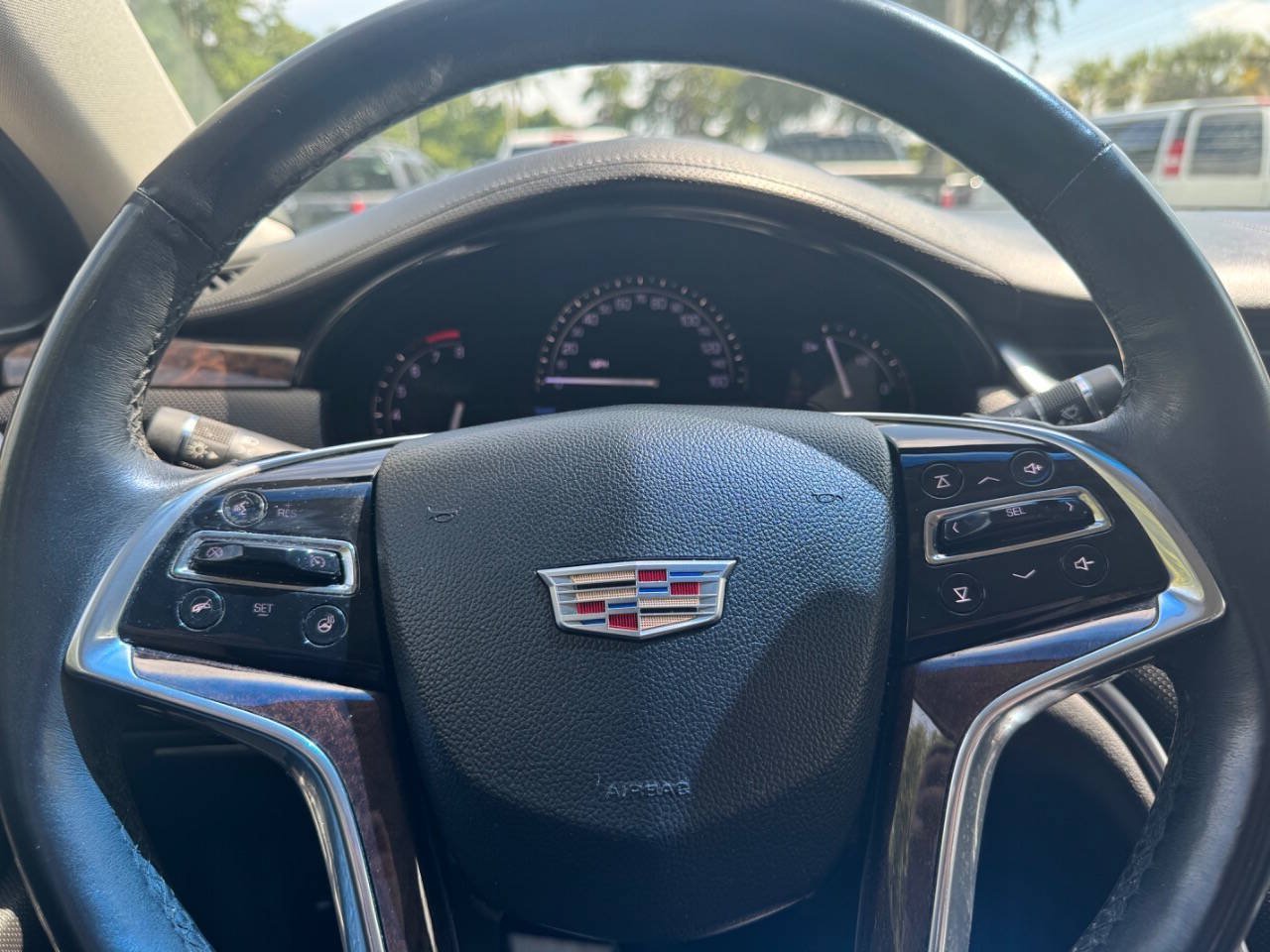 Used 2017 Cadillac XTS Luxury FWD image 21
