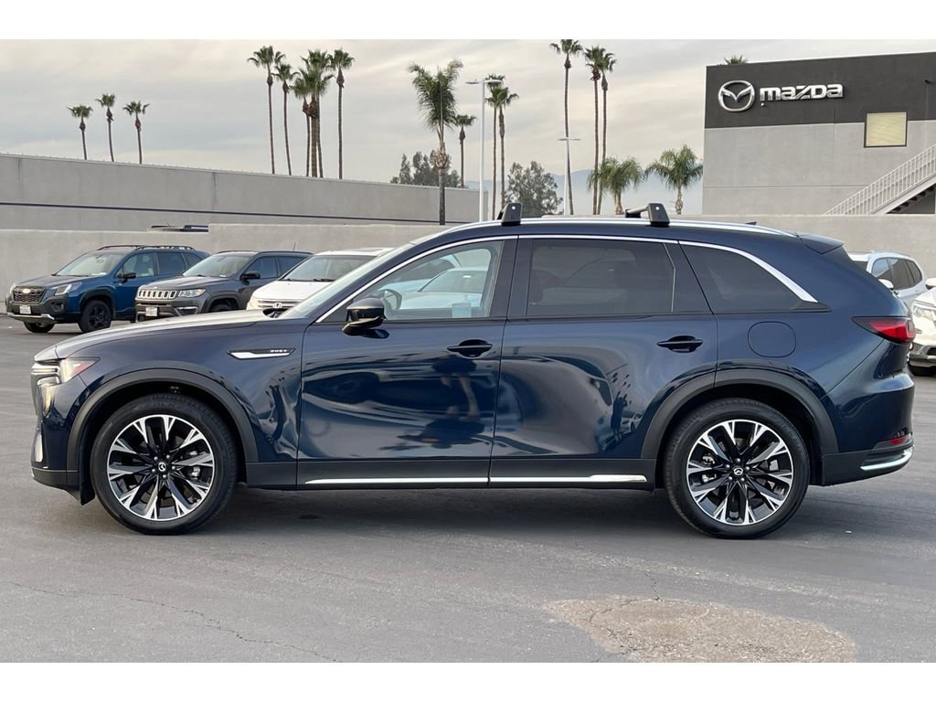 Certified 2024 MAZDA CX-90 Plug-In Hybrid w/ Premium Pkg image 3