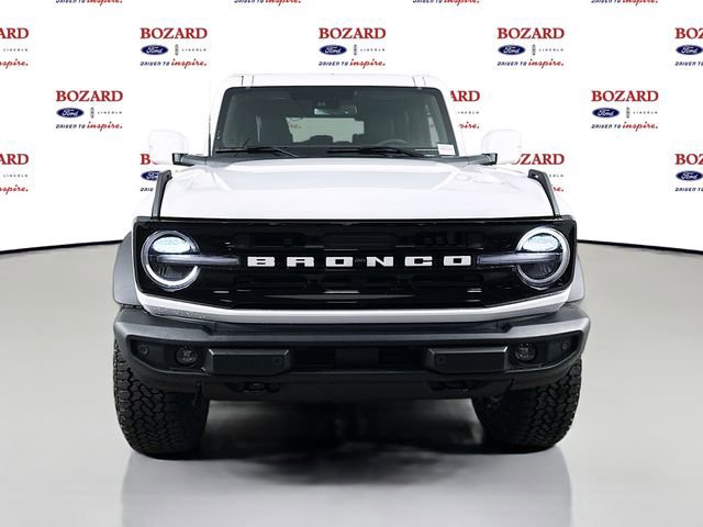 New 2025 Ford Bronco Outer Banks w/ Sasquatch Package image 2