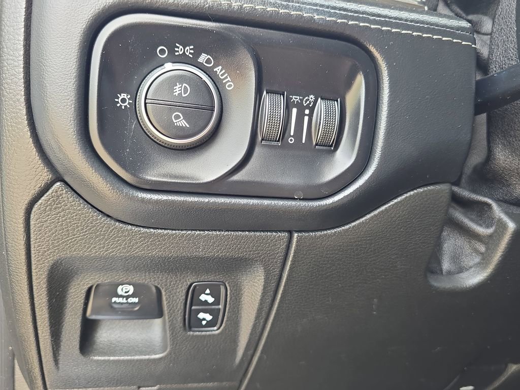 Used 2019 RAM 1500 Limited AWD/4WD image 26