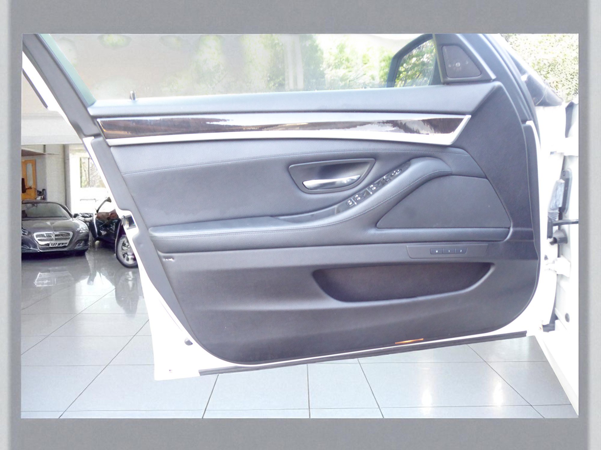 Used 2011 BMW 535i xDrive Sedan image 24