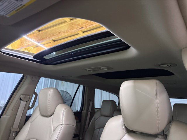 Used 2009 Buick Enclave CXL AWD/4WD image 40