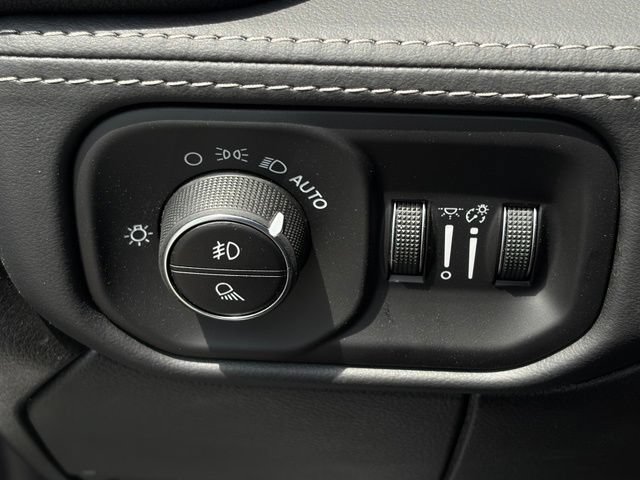 New 2026 RAM 2500 Rebel w/ Rebel Level 2 Equipment Group AWD/4WD image 28