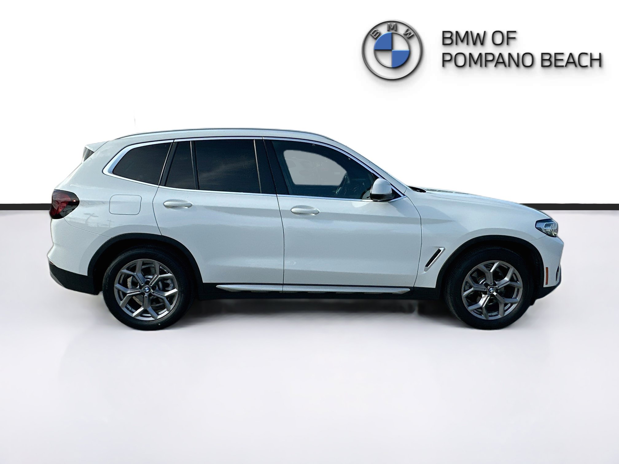 Used 2022 BMW X3 xDrive30i w/ Convenience Package AWD/4WD image 8
