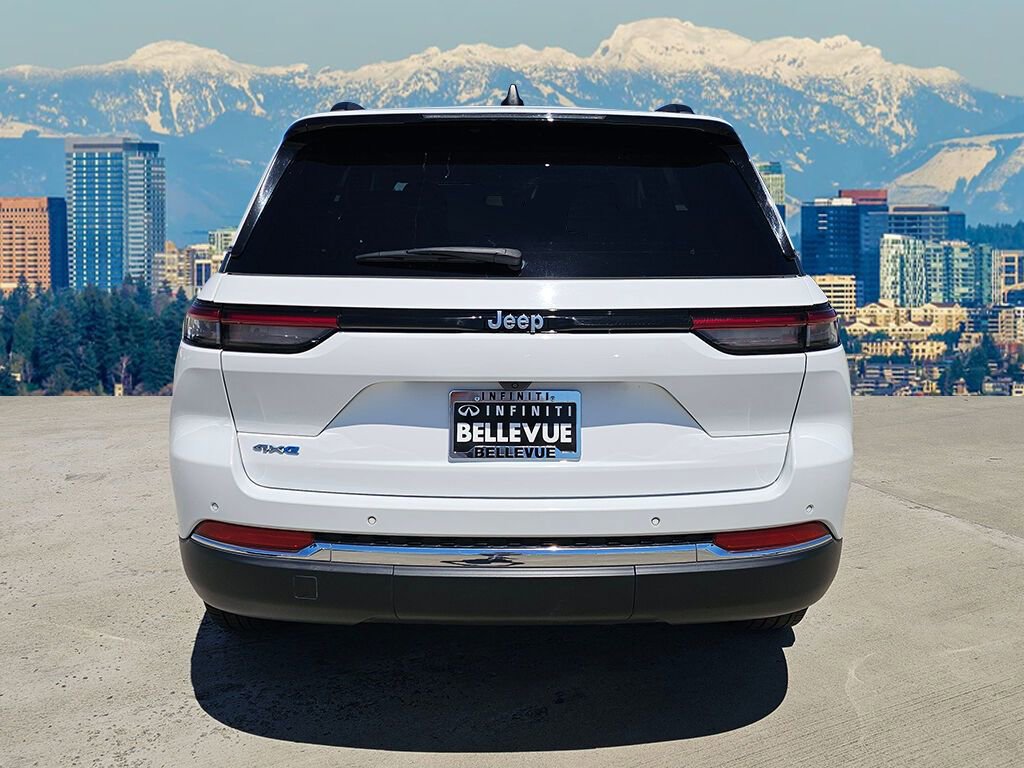 Used 2024 Jeep Grand Cherokee Limited 4xe image 6