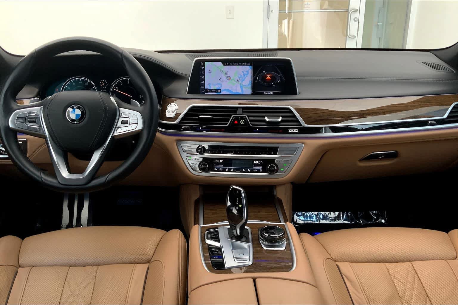 Used 2017 BMW 740i RWD image 16