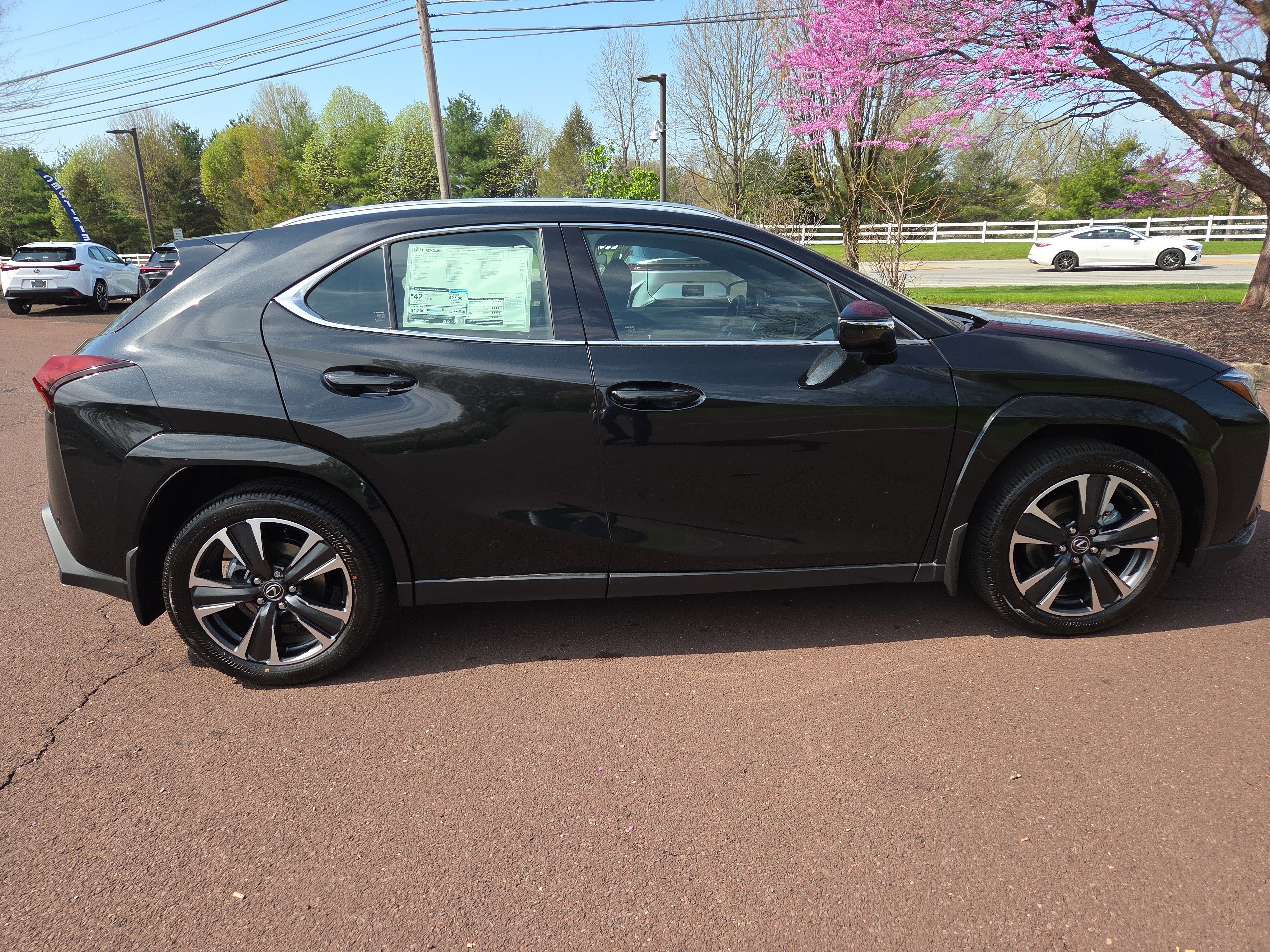New 2026 Lexus UX 300h AWD image 2