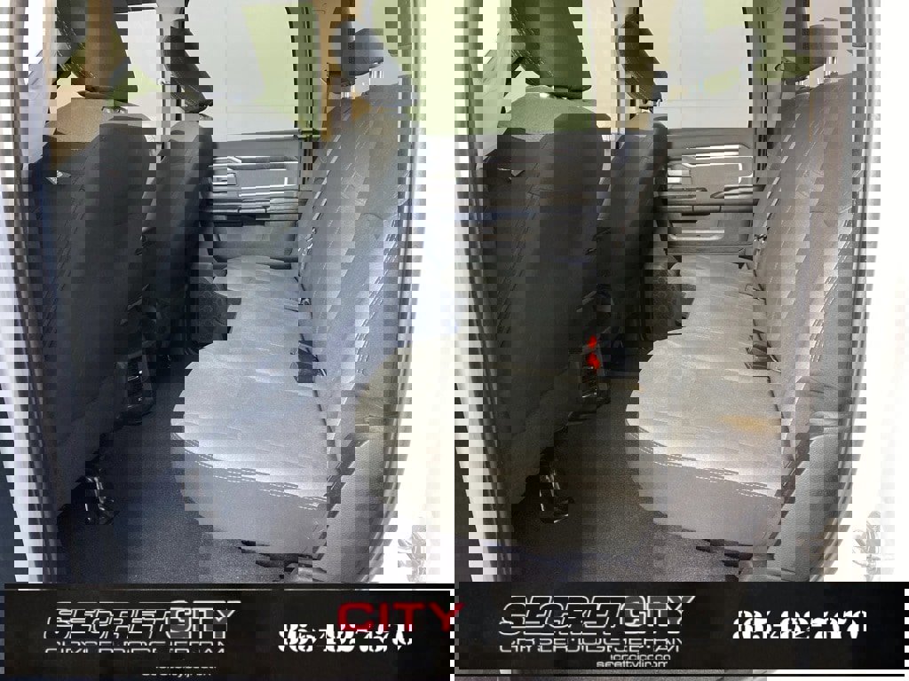 Used 2019 RAM 3500 Big Horn image 29