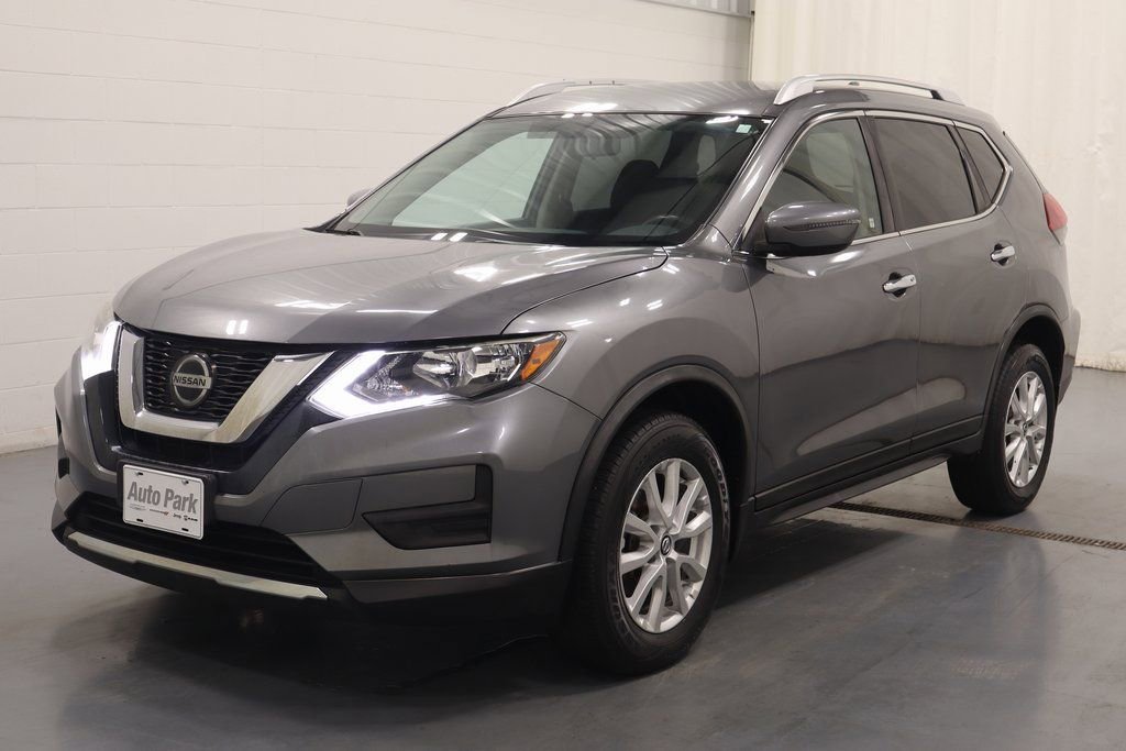 Used 2018 Nissan Rogue SV image 6