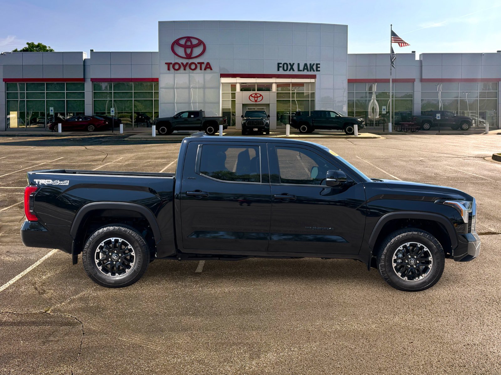 Used 2025 Toyota Tundra SR5 w/ TRD Off-Road Premium Package AWD/4WD image 6