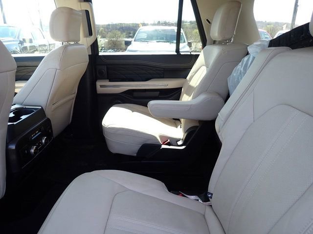 Used 2023 Ford Expedition Max Platinum image 12