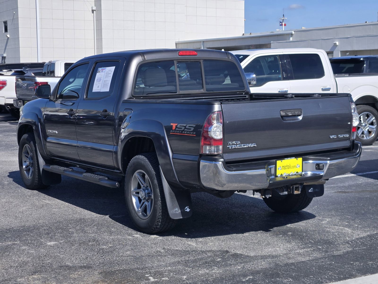 Used 2013 Toyota Tacoma 4x4 Double Cab w/ SR5 Pkg image 8