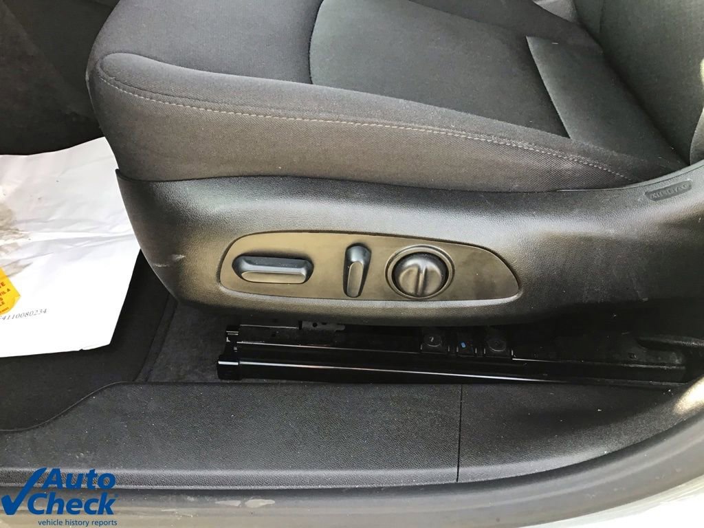 Used 2024 Chevrolet Malibu LT image 27